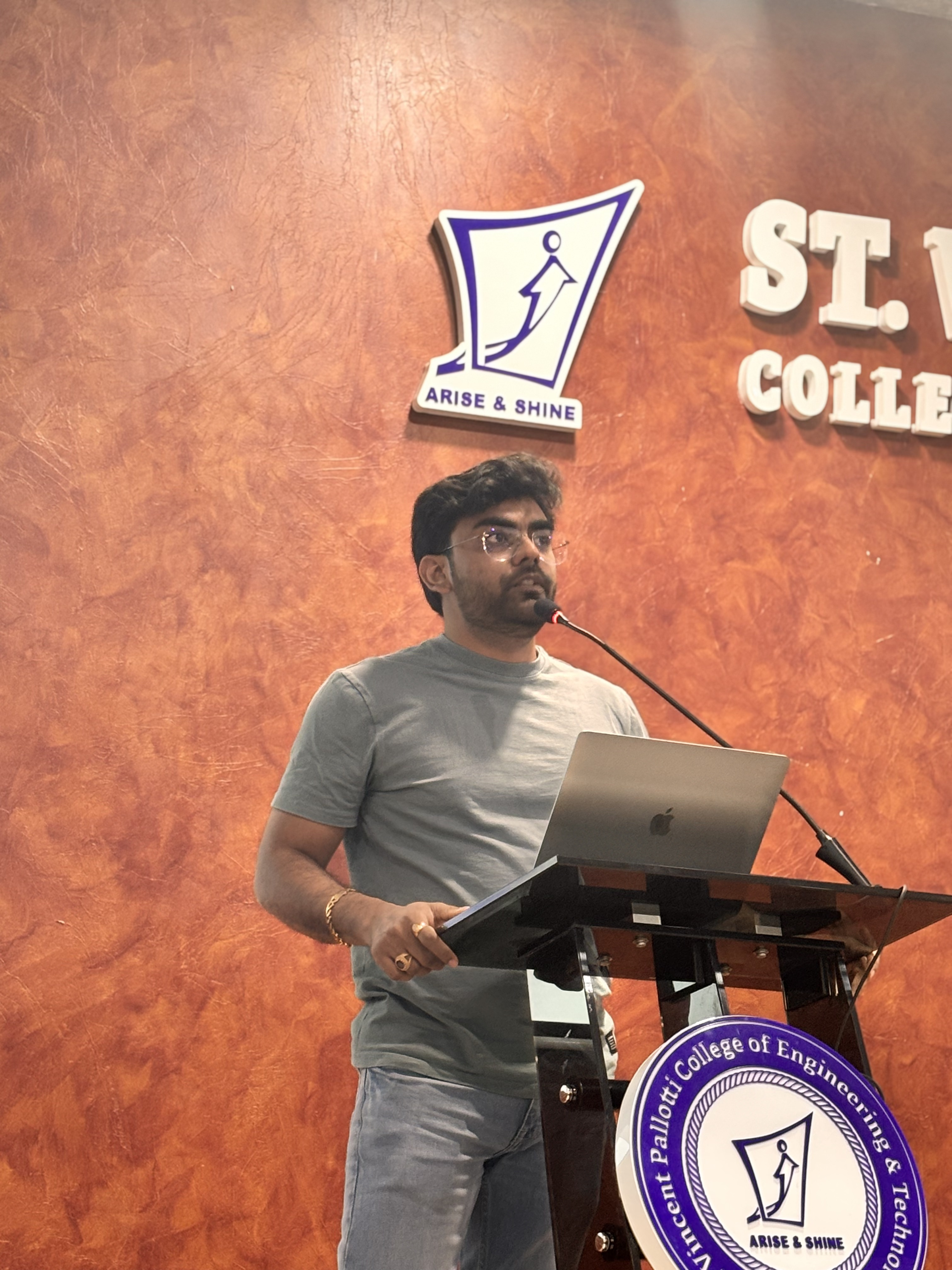 Palash Khandale presenting ASIC design talk